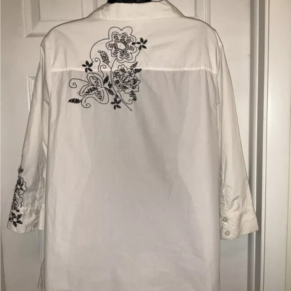 JM Collection Women Blouse Shirt Top 8 Ivory Button-Down Embroidered Floral - Picture 2 of 11